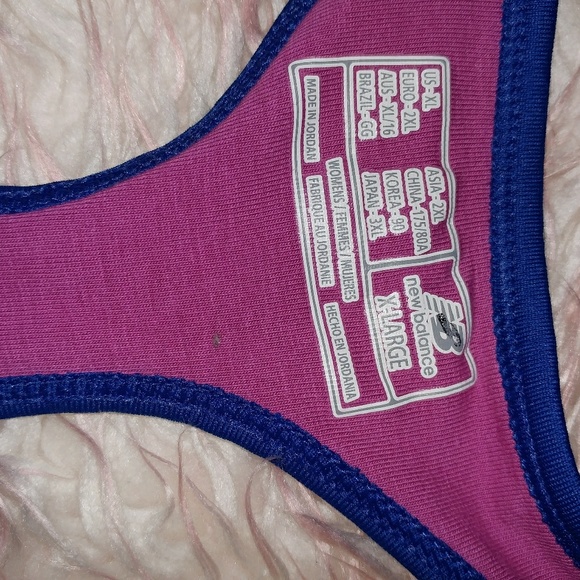 Size XL new balance sports bra - Picture 2 of 3